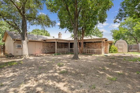 A home in Cleburne