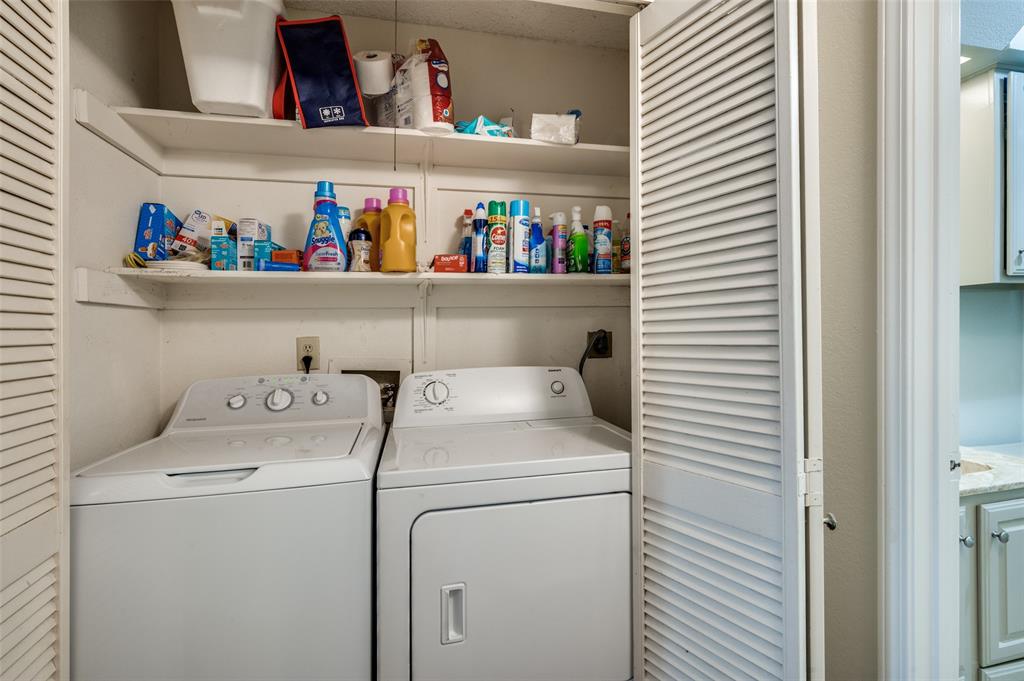 Cloisters Condo The - Residential