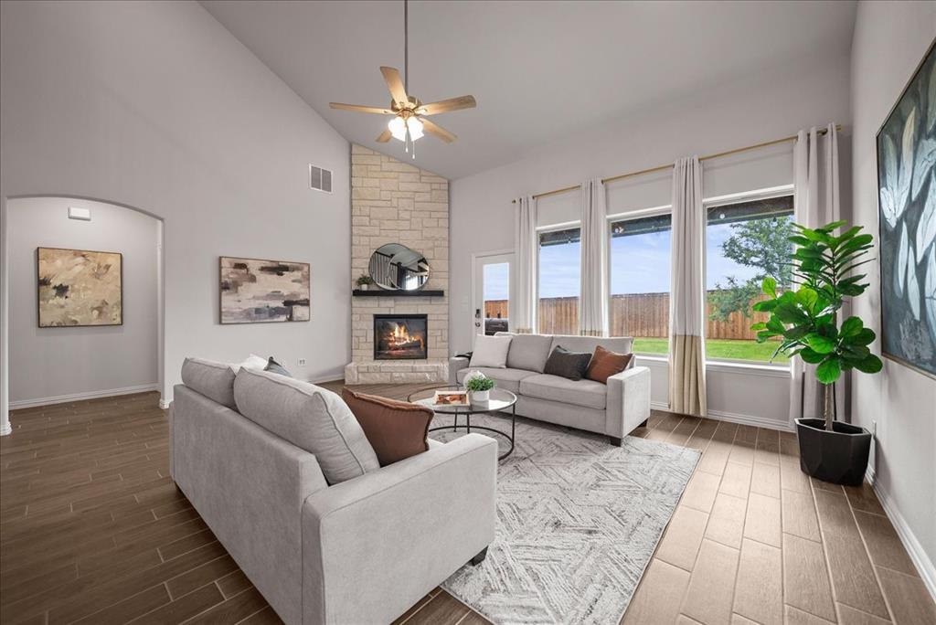 449 Willowmore Drive