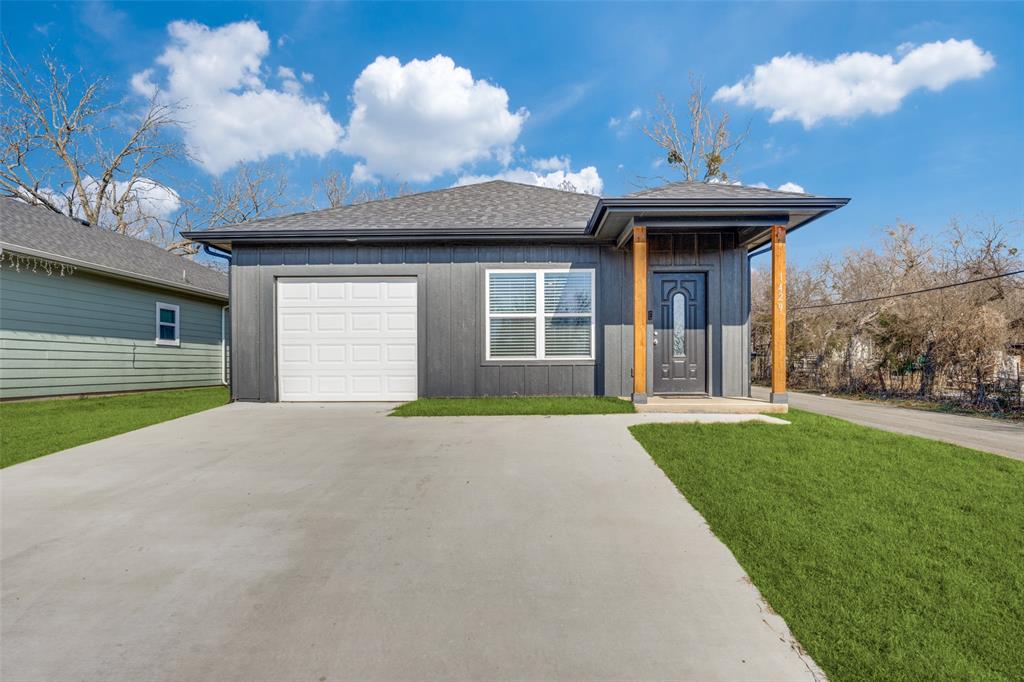 Photo 1 of 12 — 1429 E Odneal Street, Sherman, TX 75090
