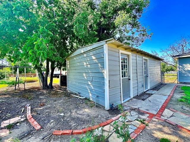 903 N 4th Street
