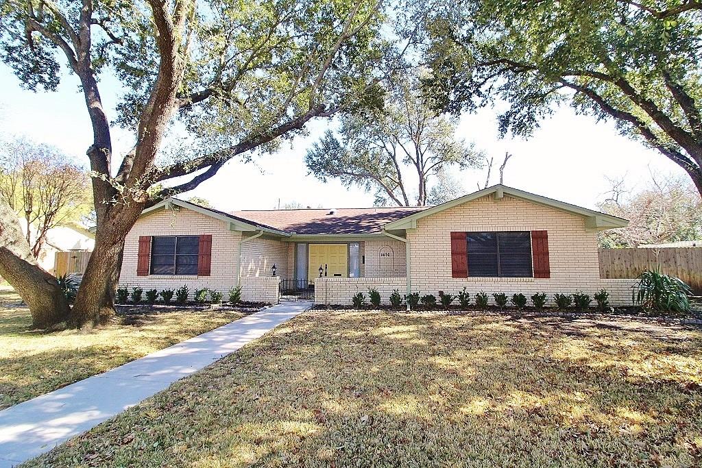 Chapman Place - Residential Lease