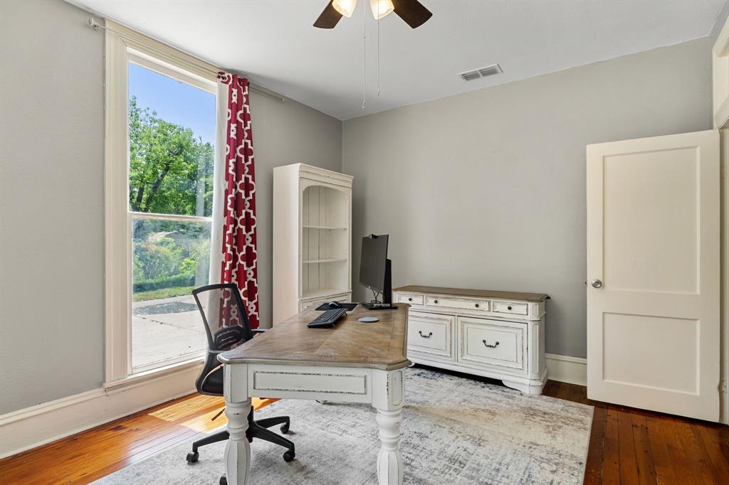 Mineola Townsites - Residential