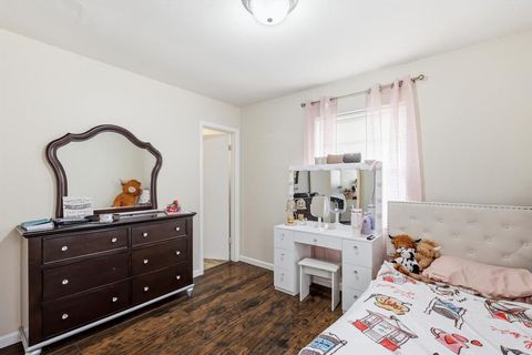 Tiny photo for 1400 Glasgow Road, Fort Worth, TX 76134 (MLS # 21189086)