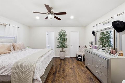 Tiny photo for 1400 Glasgow Road, Fort Worth, TX 76134 (MLS # 21189086)