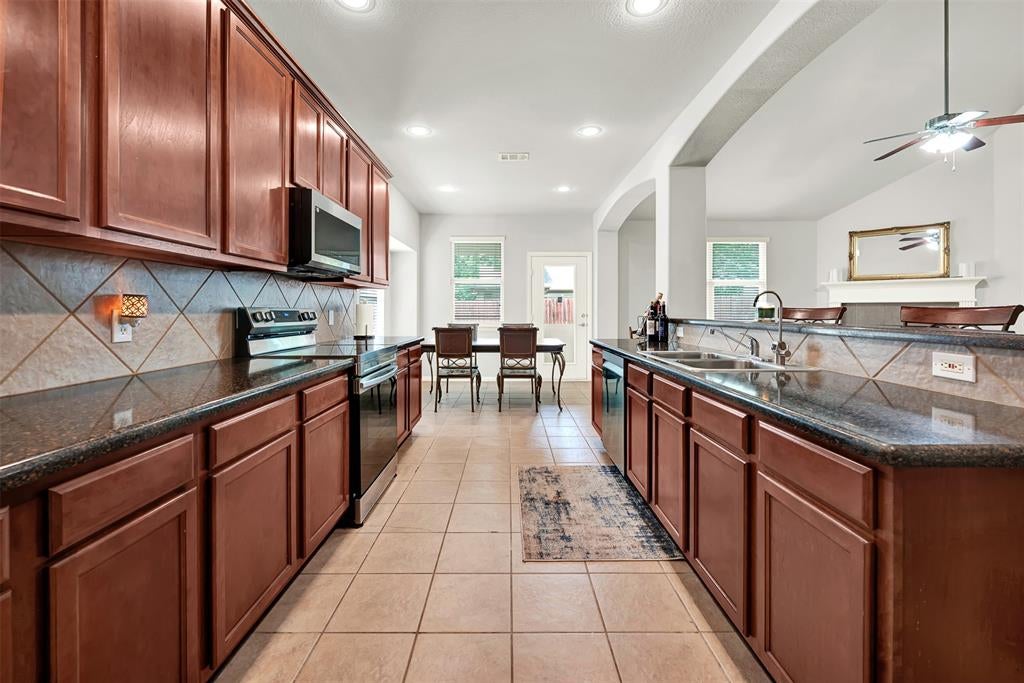 1412 Hawk Valley Drive