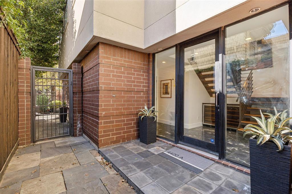 Metro Holland - Residential