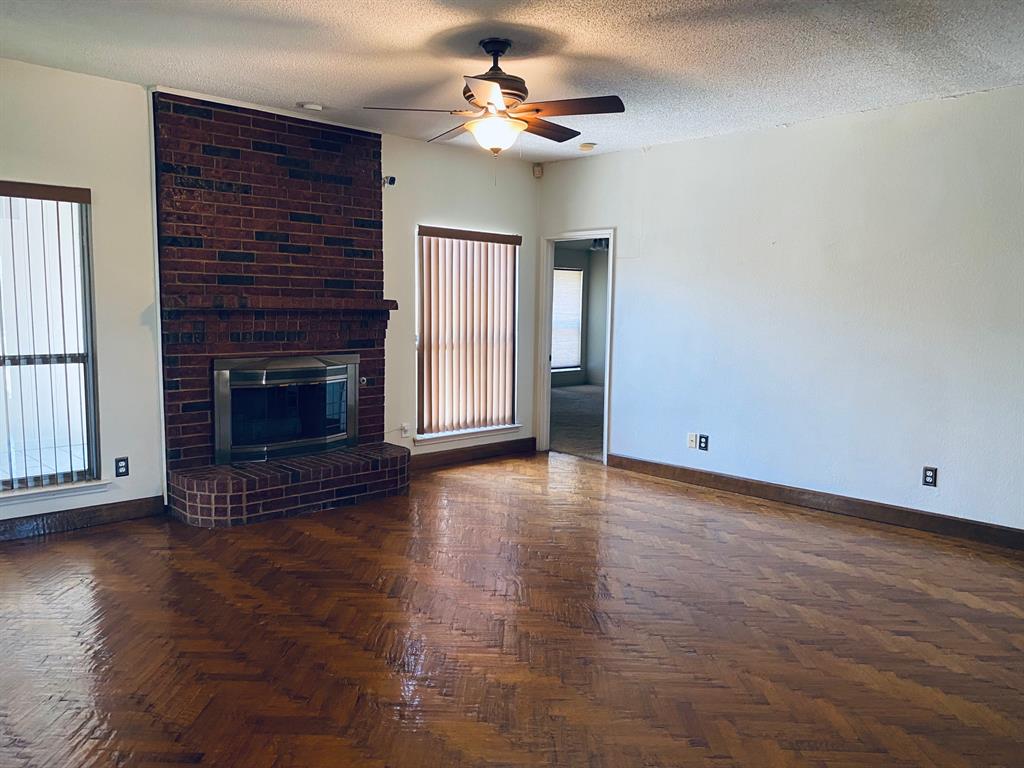 2520 Dandelion Lane