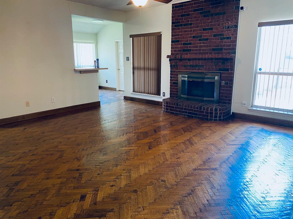 2520 Dandelion Lane