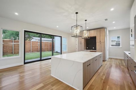 Tiny photo for 3902 Park Lane, Dallas, TX 75220 (MLS # 21048029)