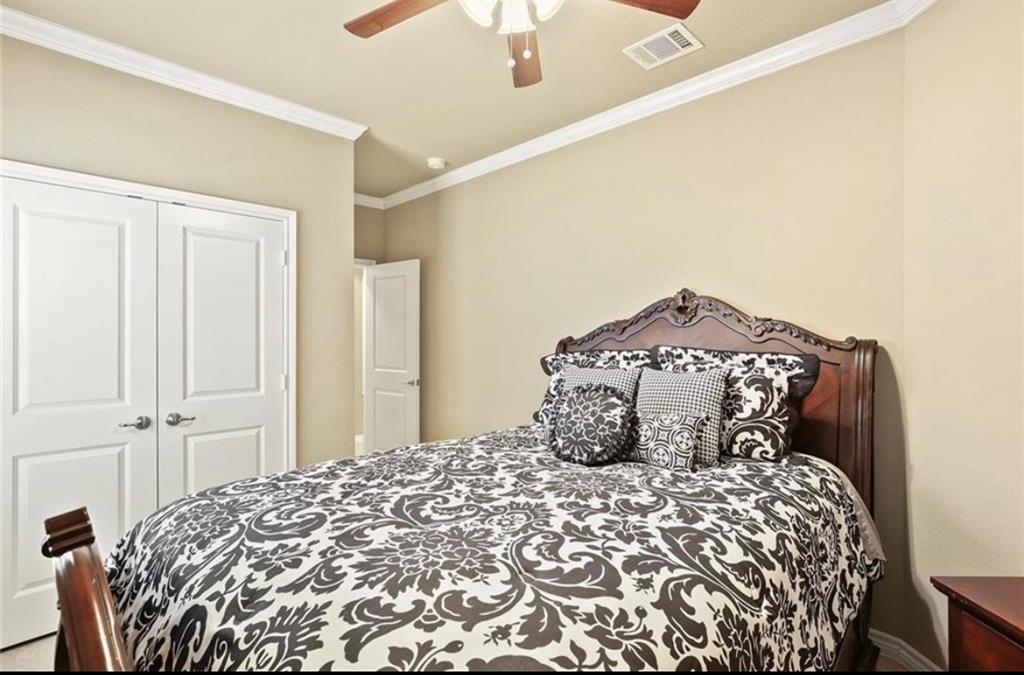 Arlington, Texas 76001, United States, 3 Bedrooms Bedrooms, ,3 BathroomsBathrooms,Residential,Active,3863