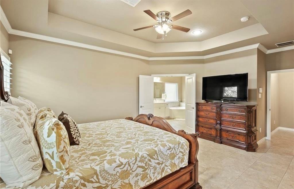 Arlington, Texas 76001, United States, 3 Bedrooms Bedrooms, ,3 BathroomsBathrooms,Residential,Active,3863