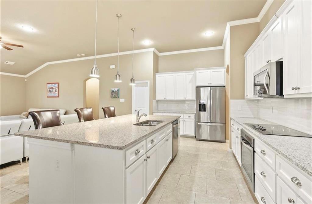 Arlington, Texas 76001, United States, 3 Bedrooms Bedrooms, ,3 BathroomsBathrooms,Residential,Active,3863