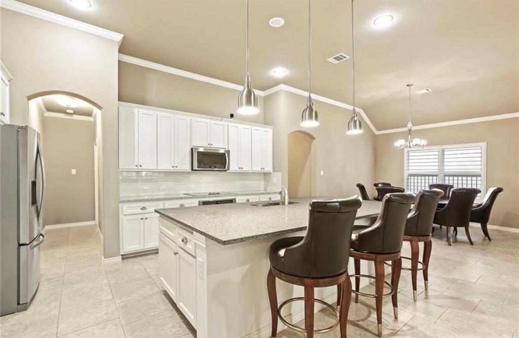 Arlington, Texas 76001, United States, 3 Bedrooms Bedrooms, ,3 BathroomsBathrooms,Residential,Active,3863