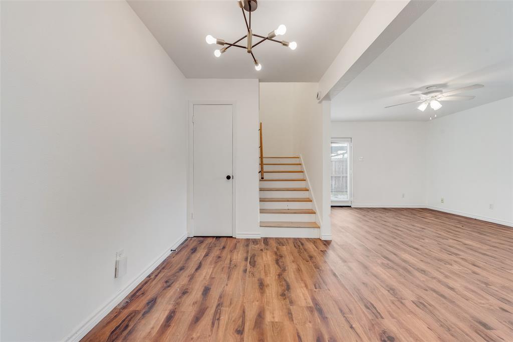 1809 E Grauwyler Road 133