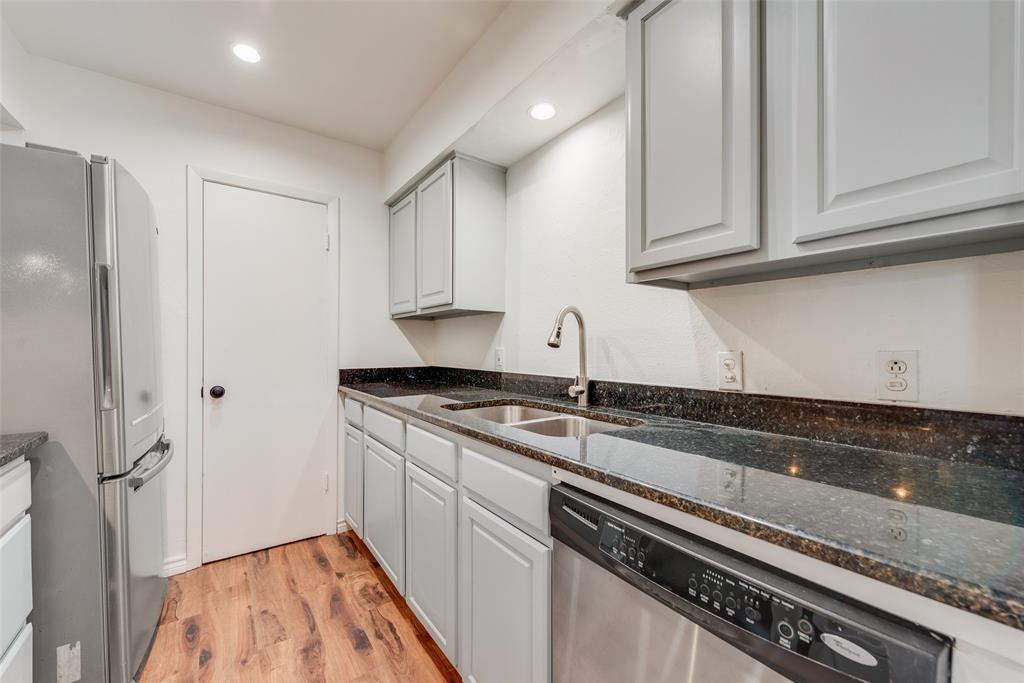 1809 E Grauwyler Road 133