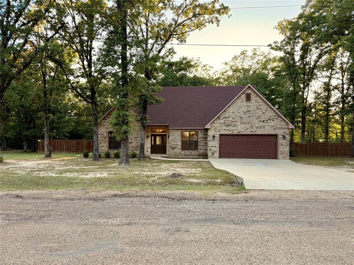 Photo 1 of 27 — 7055 Joyce Street, Eustace, TX 75124