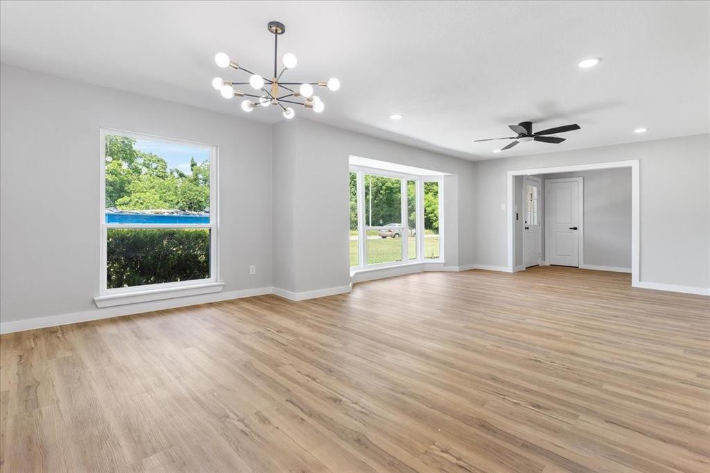 706 W Five Mile Parkway