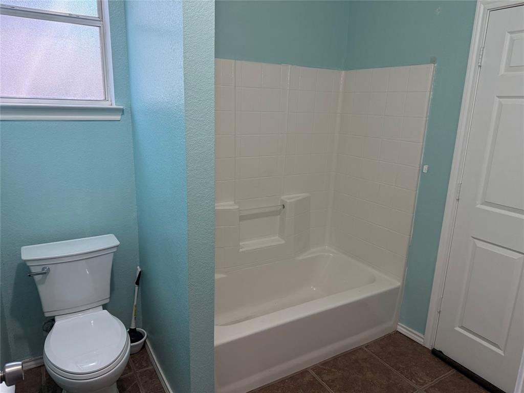 Burleson Add - Commercial Lease