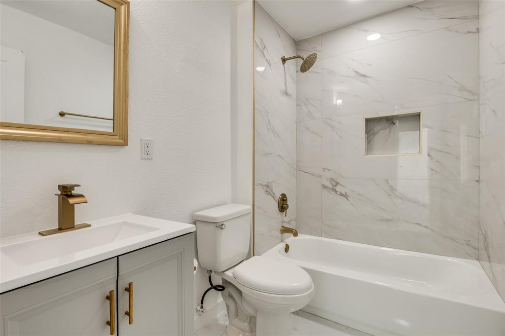 366931 - Residential