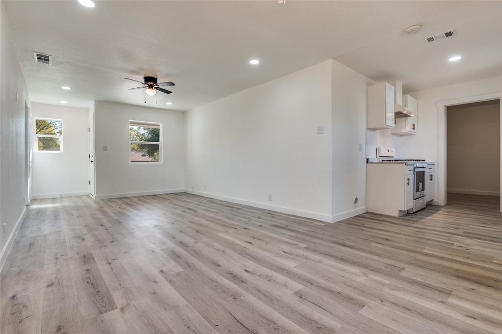 366931 - Residential