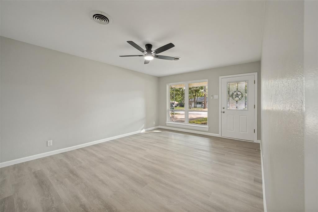 800 Sherwood Drive