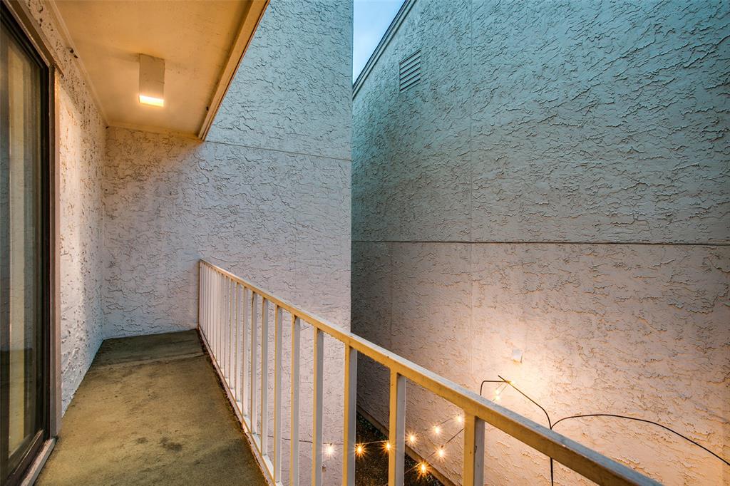 Oakbrook On The Lake - Residential