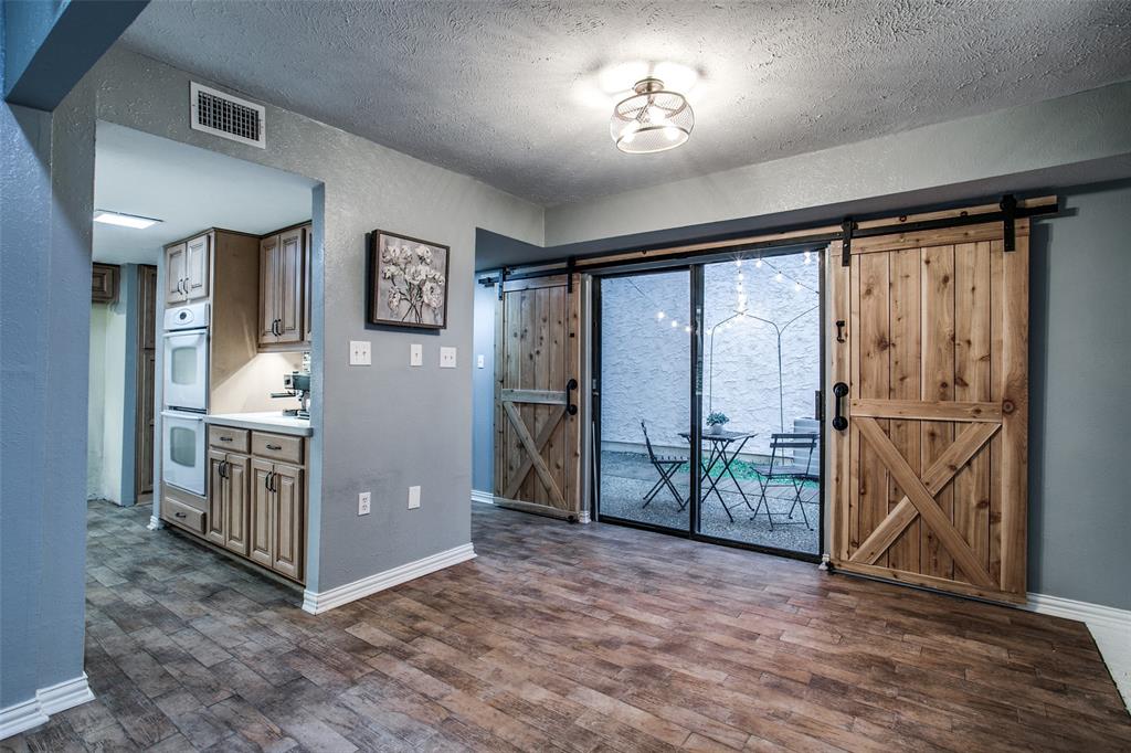 Oakbrook On The Lake - Residential