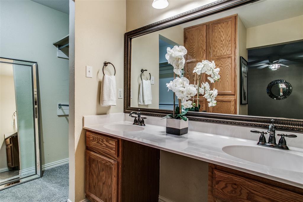 Oakbrook On The Lake - Residential