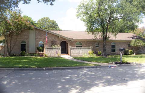 Photo of 608 Field Street, Colleyville, TX 76034 (MLS # 21328424)