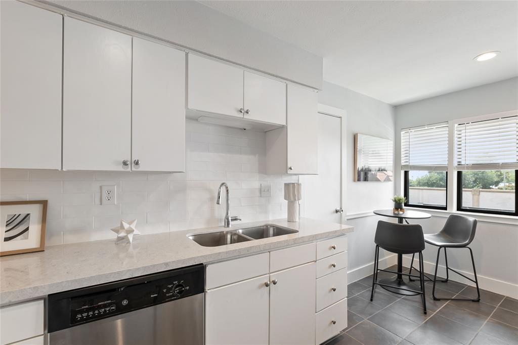 5800 ROYAL LANE CONDOMINIUMS - Residential Lease