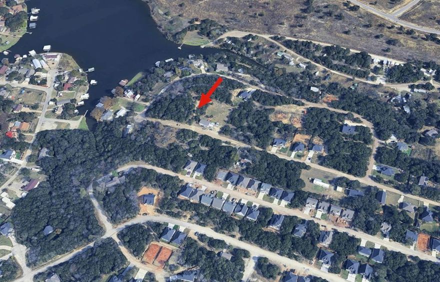 Perfect opportunity to build your dream home minutes away from downtown Granbury and Granbury Lake. Buy now, and build when you want with the builder of your choice.
