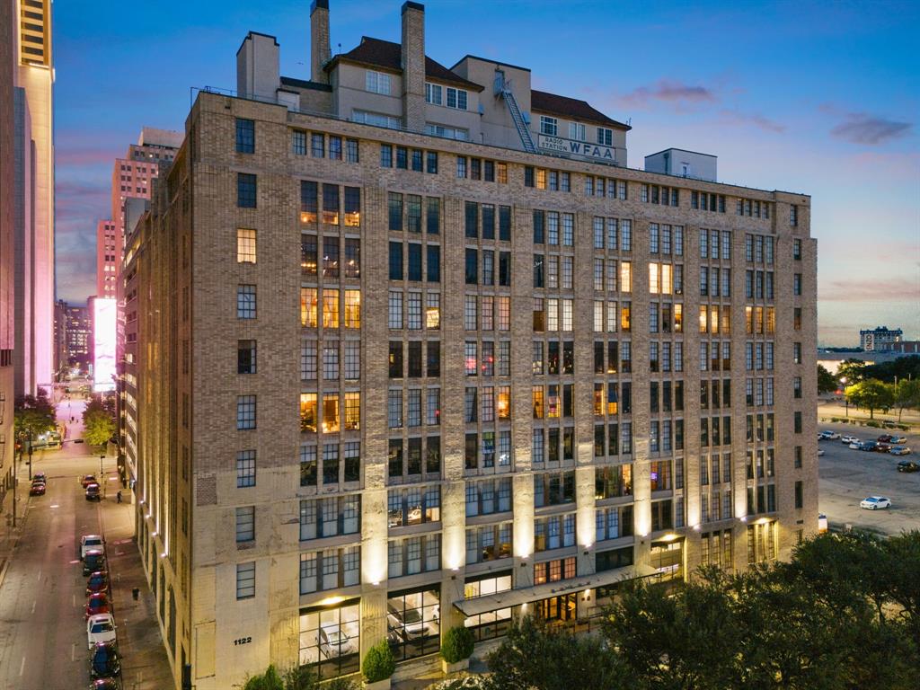 Soco Urban Loft Condo - Residential Lease