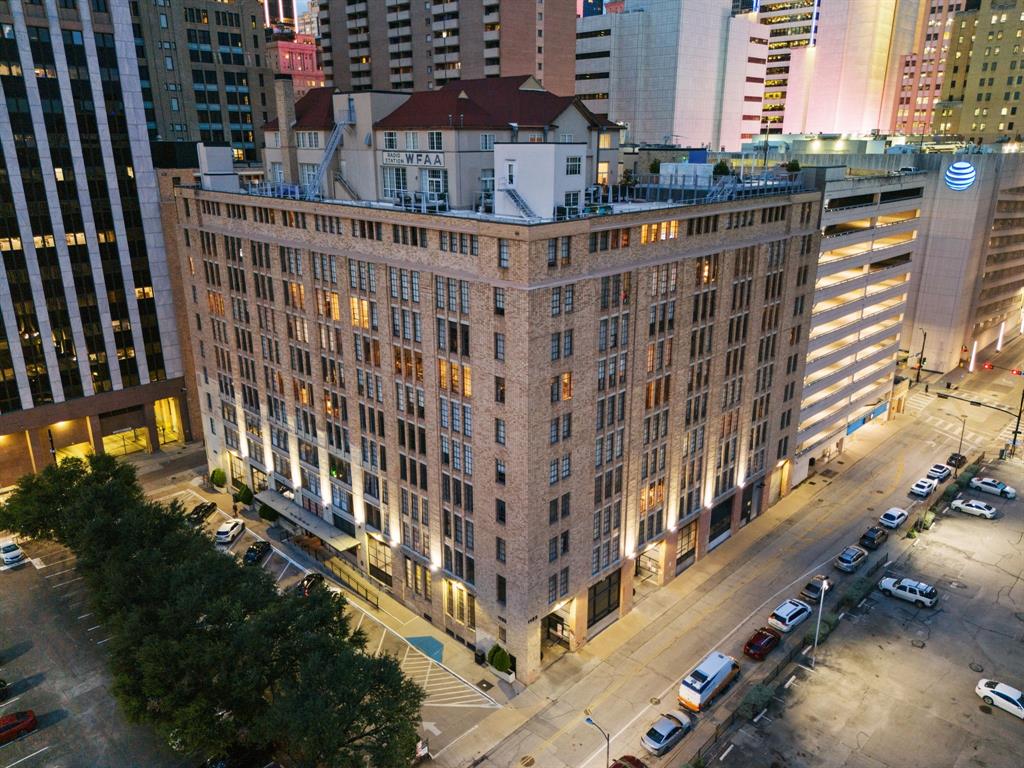 Soco Urban Loft Condo - Residential Lease