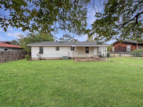 Tiny photo for 5305 Ira Street, Haltom City, TX 76117 (MLS # 21101323)