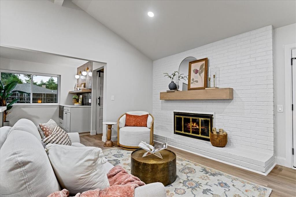 3002 Deep Valley Trail