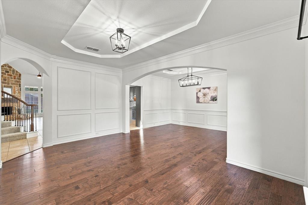 1329 Bateman Lane