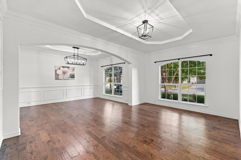 1329 Bateman Lane