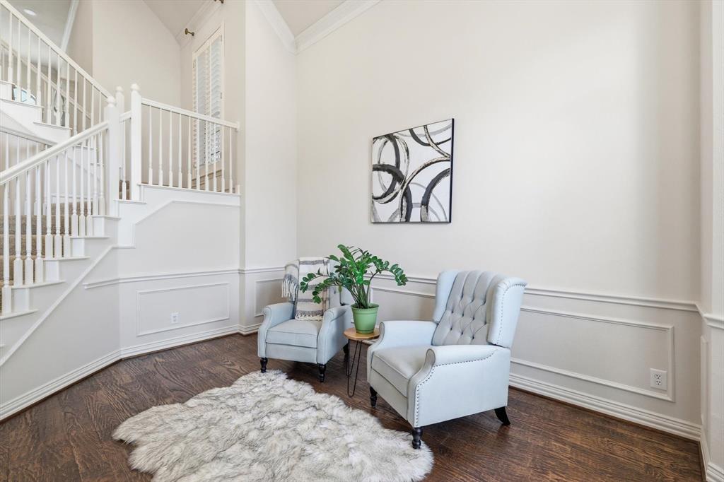 3201 Shadow Wood Circle