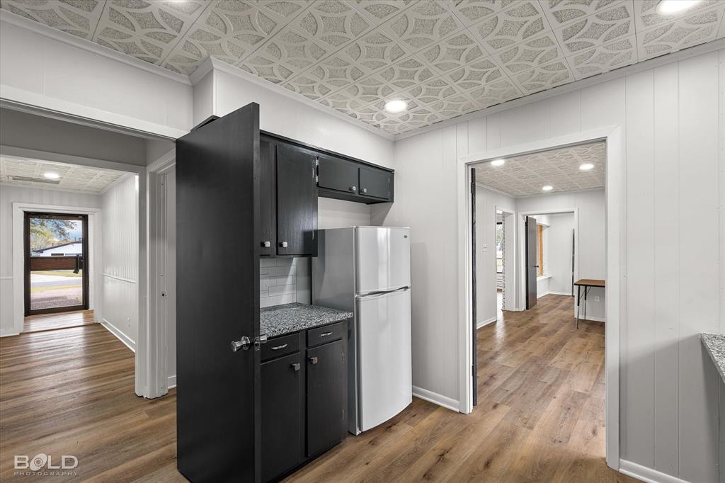 Yanceys Southern Hills Sub - Commercial Sale