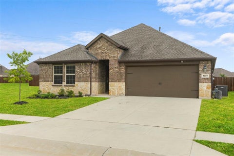 Photo of 3720 Tracewood Bend, Aubrey, TX 76227 (MLS # 21301152)