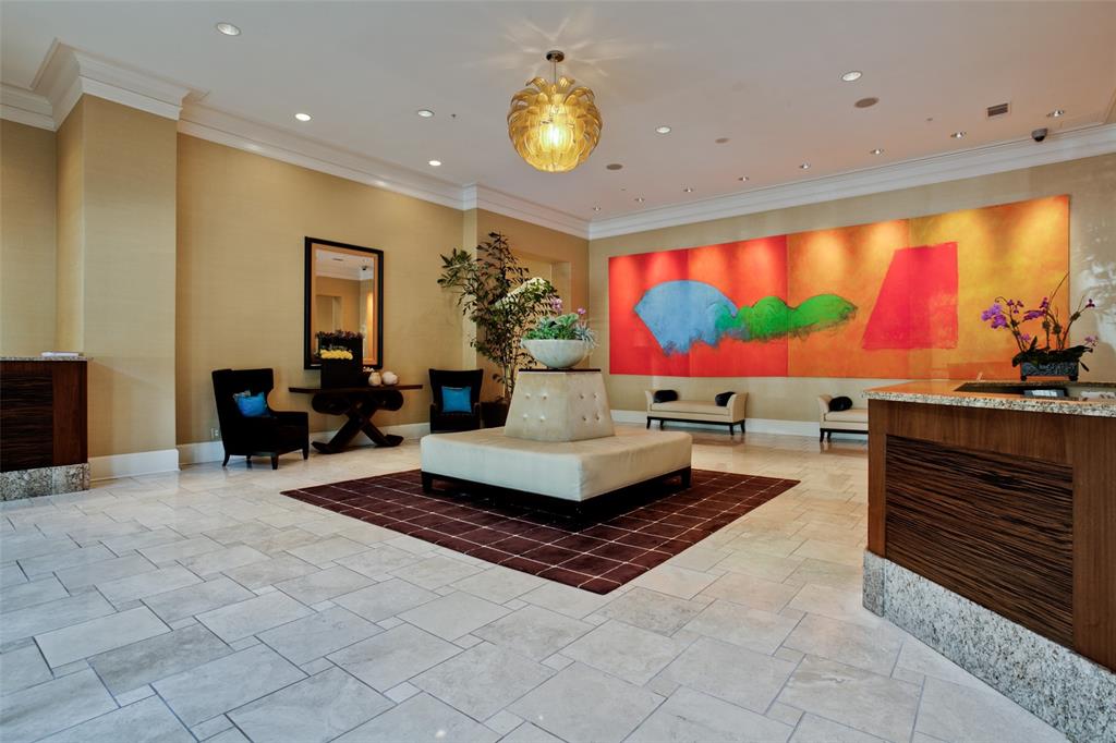 Plaza At Turtle Creek Residence Ph - Residential