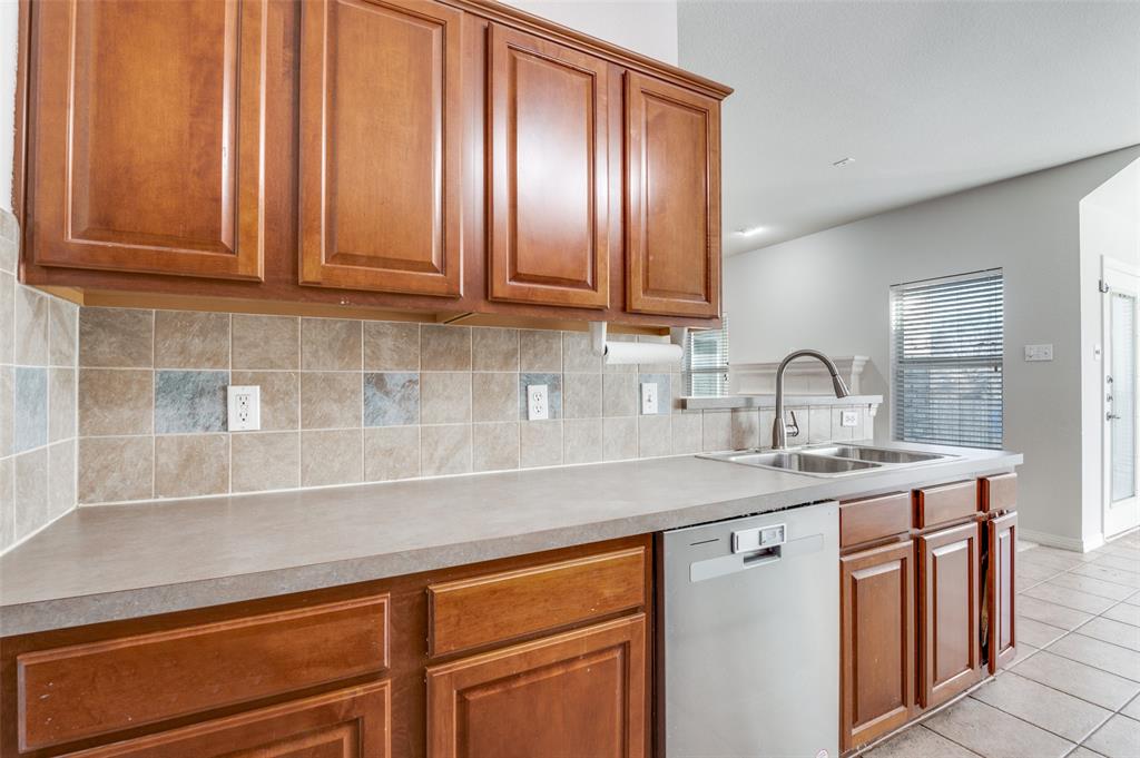 Longbranch #7 - Residential