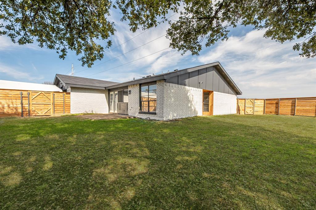 East Park Village 02 - Residential