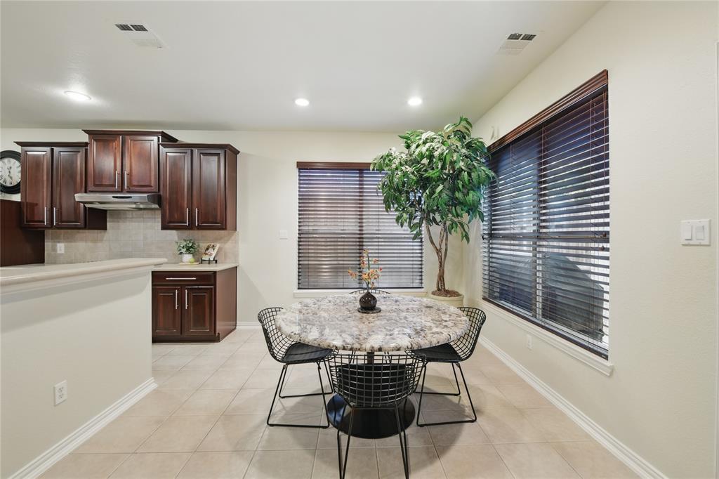 Flower Mound, Texas 75022, United States, 4 Bedrooms Bedrooms, ,4 BathroomsBathrooms,Residential,Pending,105689