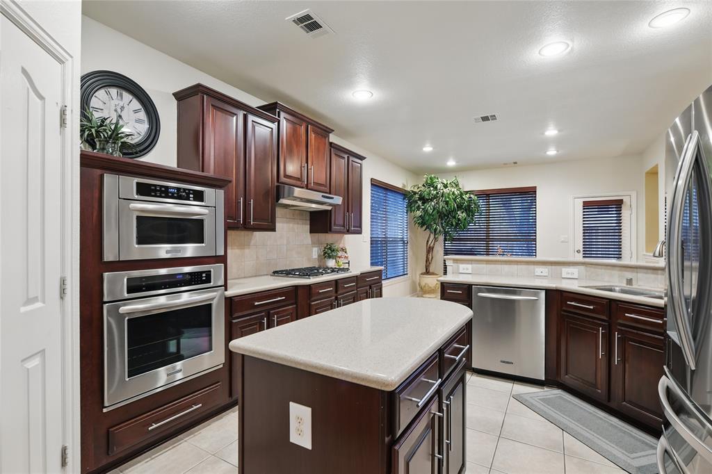 Flower Mound, Texas 75022, United States, 4 Bedrooms Bedrooms, ,4 BathroomsBathrooms,Residential,Pending,105689