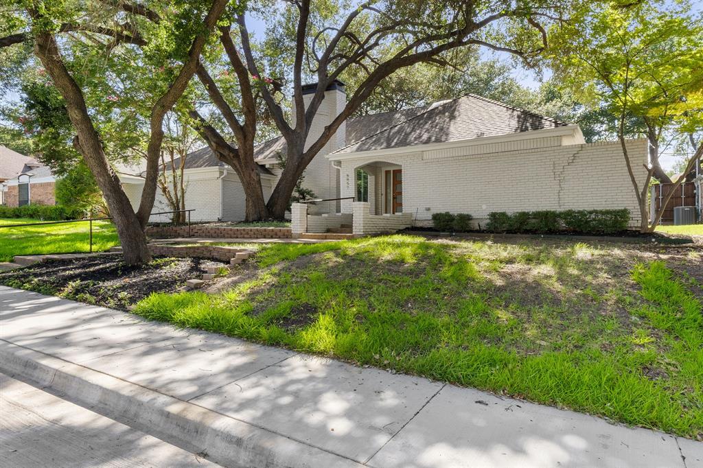 8857 Flint Falls Drive