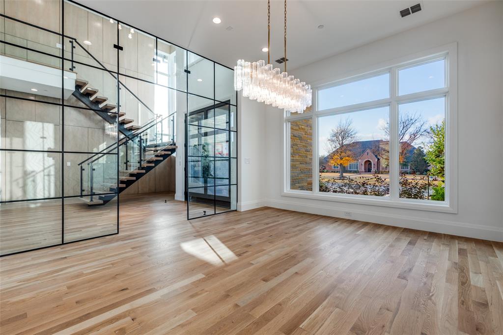 2223 Courtland Drive