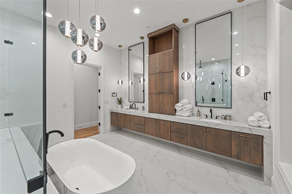 Hills of Kingswood - Residential