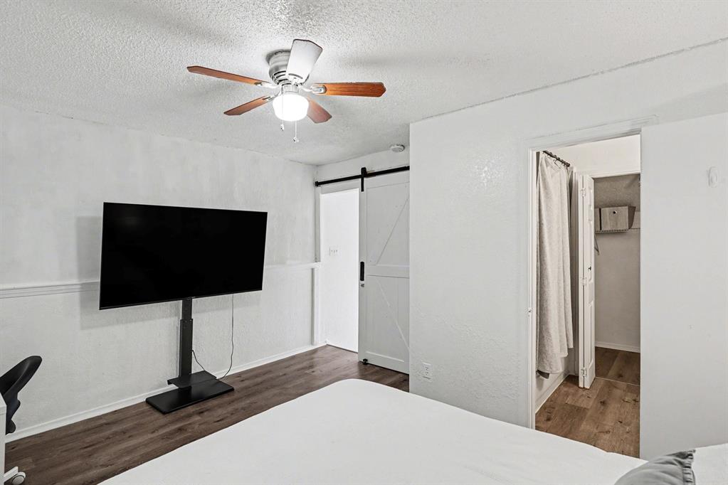 Arlington Oaks Condo - Residential